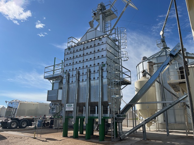2020 Sukup TM1606 650 bu/hr 6 Tier Stacked Mixed Flow Grain Dryer
