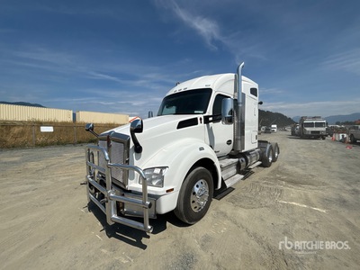 2021 Kenworth T880 6x4 Cabeza Tractora Cabina Dormitorio