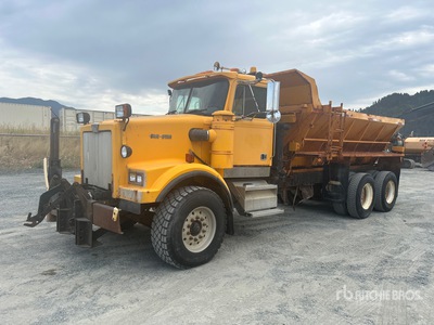 1996 Western Star 4864F 6x4 Spreader Truck