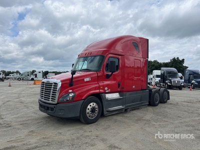 2018 Freightliner Cascadia 125 6x4 T/A Sleeper Truck Tractor