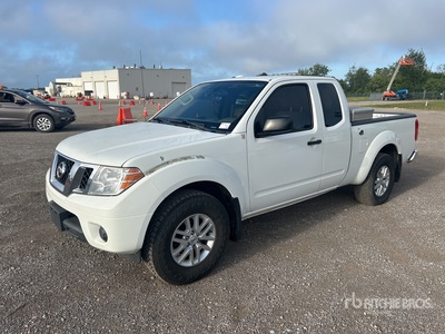2017 Nissan Frontier SV 4x4 Extended Cab Pickup