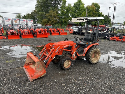 Kubota B2601HSD-1 4WD tractor utilitario