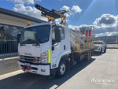 2016 Isuzu Hi-Rail Arbeitsbühne-Lkw