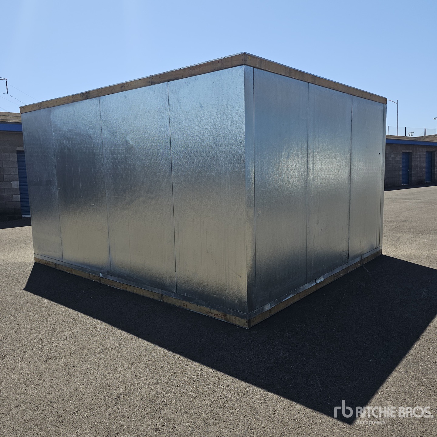 14 ft x 12 ft x 8 ft Walk-In Freezer Box Struttura mobile