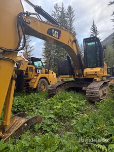 2018 Cat 568 Roadbuilder Tracked Excavator