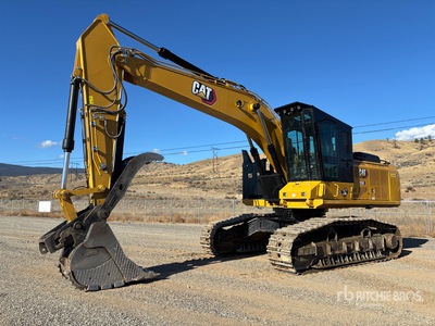 2022 Cat 558GF Roadbuilder Tracked Excavator
