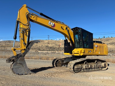 2022 Cat 558GF Roadbuilder Tracked Excavator