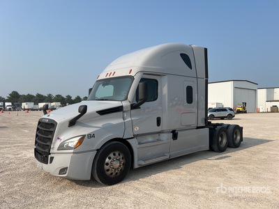 2022 Freightliner Cascadia 126 6x4 T/A Sleeper Truck Tractor