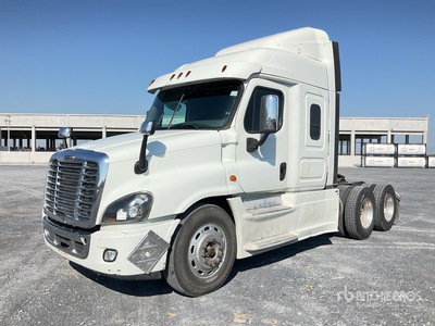 2020 Freightliner Cascadia 125 6x4 Tractocamion con Dormitorio / Sleeper Prime Mover