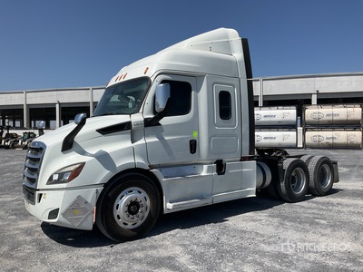 2020 Freightliner Cascadia 116 6x4 Tractocamion con Dormitorio / Cabeza Tractora Cabina Dormitorio