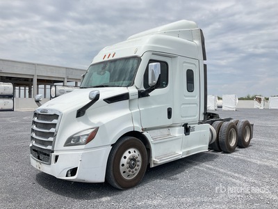 2021 Freightliner Cascadia 116 6x4 Tractocamion con Dormitorio / T/A Sleeper Truck Tractor