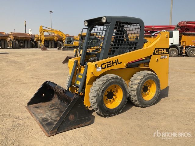 2017 Gehl R134 Skid Steer Loader | Ritchie Bros. Auctioneers