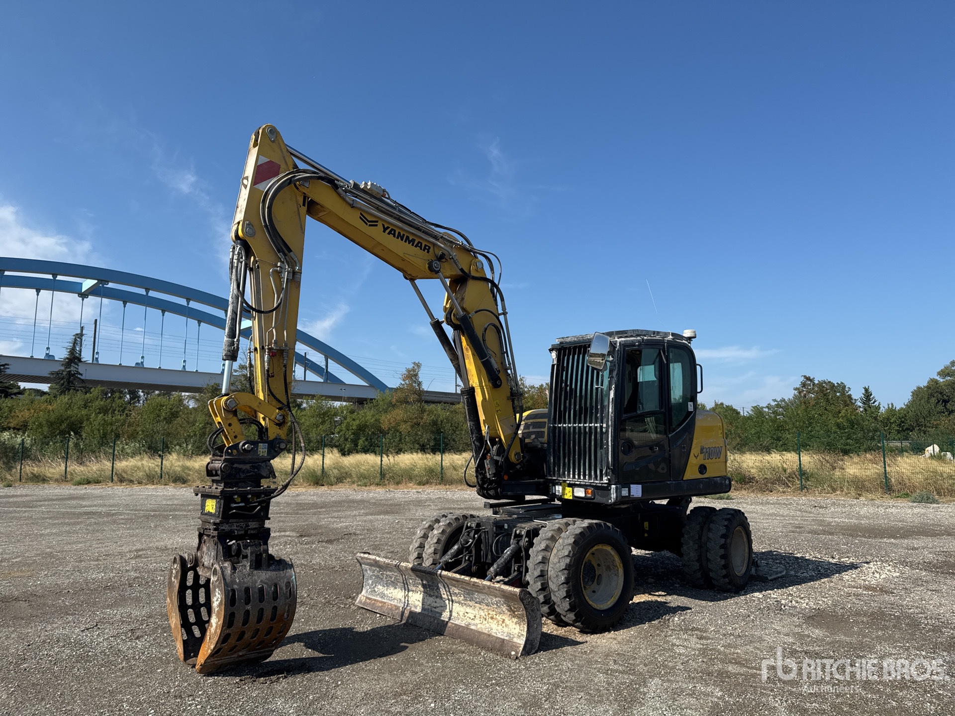2021 Yanmar B110W Pelle Sur Pneus Wheel Excavator