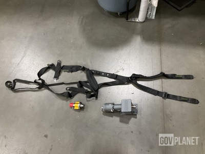 (1) Transmitter, (1) Harness Set, (1) Coupling Assembly & Assorted Items