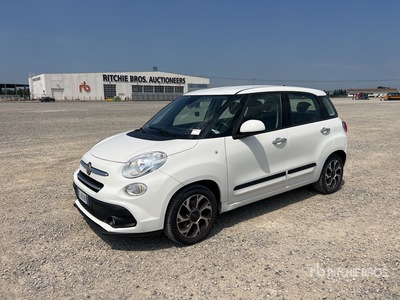2017 Fiat 500L Automobile