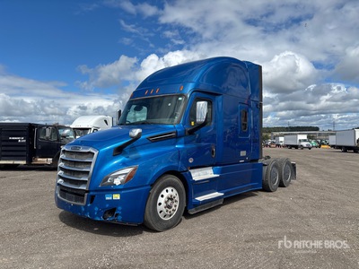 2020 Freightliner Cascadia 126 6x4 T/A Sleeper Truck Tractor