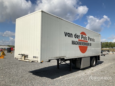 1994 Floor FLO-12-102 Enclosed Trailer