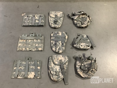 (139) M4 Three Mag Pouches, (147) Canteen Pouches & Assorted Items