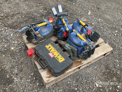 Quantity of Battery Dewalt SDS And Lampes de travail