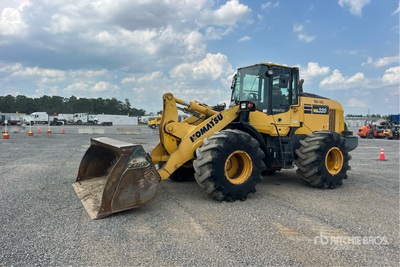 2019 Komatsu WA320-8 Radlader