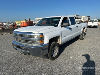 2018 Chevrolet Silverado 2500HD 4x2 Crew Cab Pickup