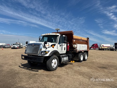 Viking PL1450 on 2025 International Navistar 4x2 Autocarro spandipietrisco