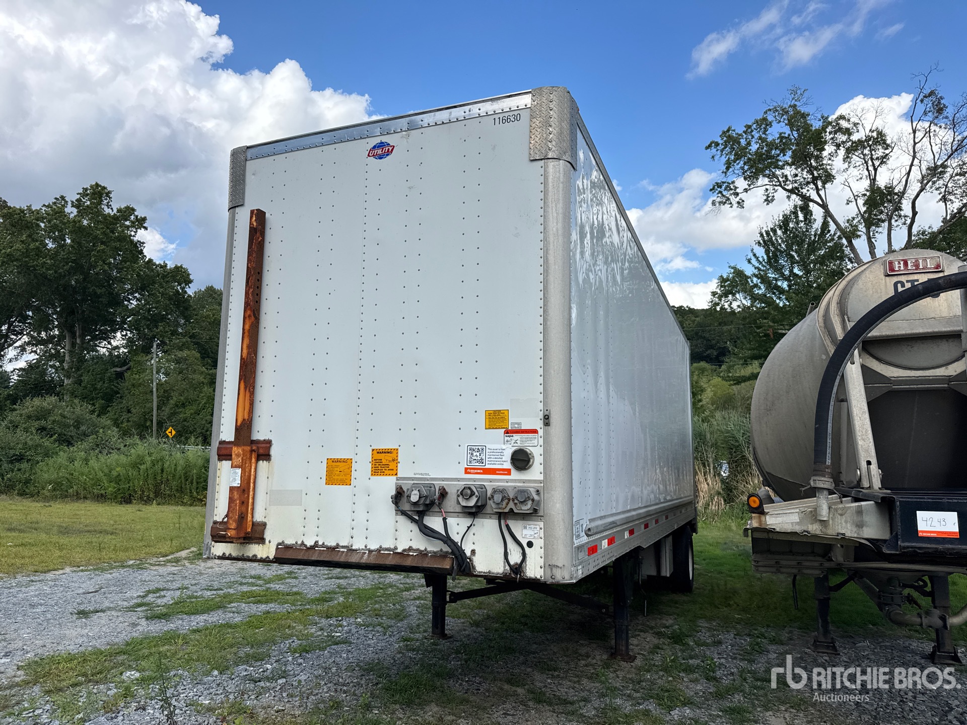 2015 Utility VS1DC 28 ft x 102 in S/A Remorque fourgon