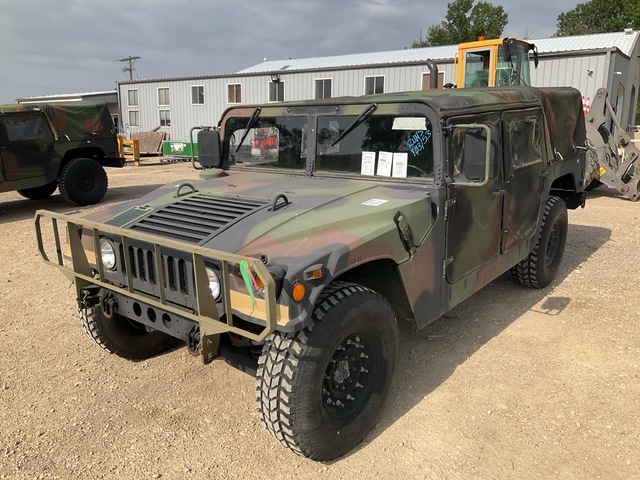 AM General M1097R1 HMMWV 4 Door Soft Top w/Truck Body
