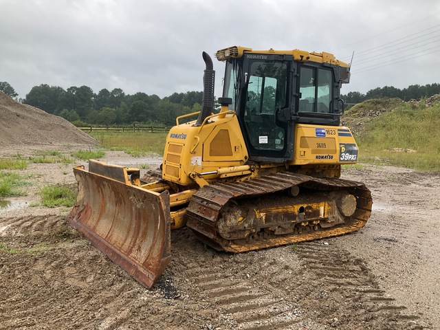 2015 Komatsu D39PXI-23