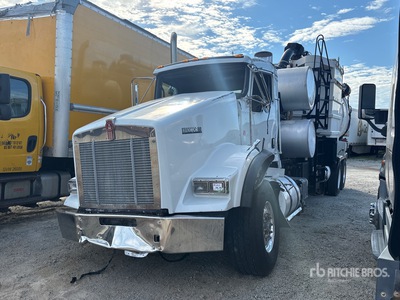 Vactor Guzzler-CL on 2015 Kenworth T800 6x4 Vacuüm Graafmachine (Inoperable)