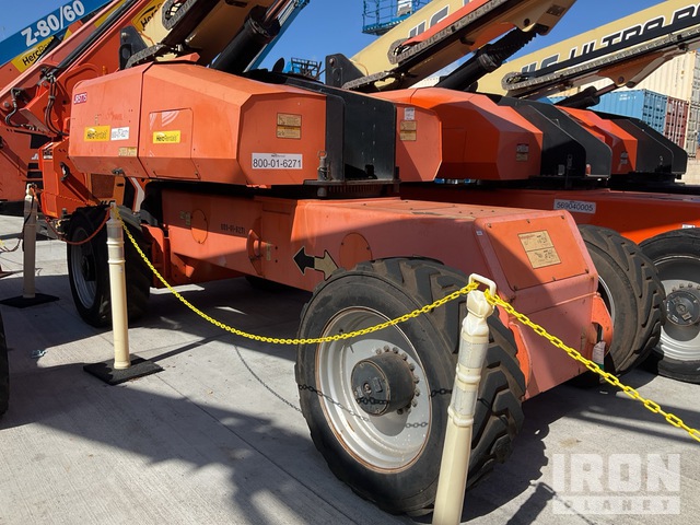 ELEVADOR TELESCóPICO 2014 JLG 4WD 1350SJP