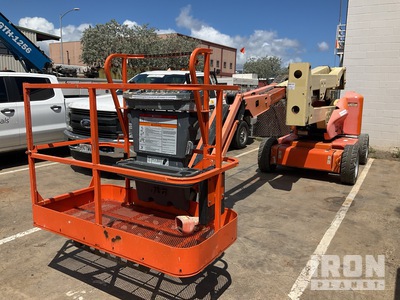 2013 JLG E450AJ Nacelle Articulée