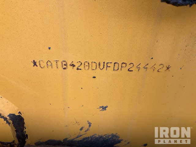 RETROEXCAVADORA 2005 CATERPILLAR 420D