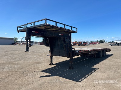 2009 Laroche 36 ft T/A Gooseneck Geräteanhänger
