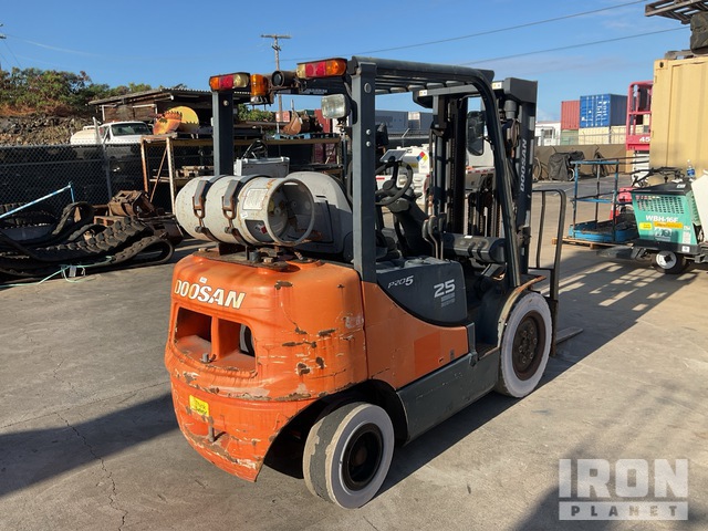 MONTACARGAS 2016 DOOSAN G25P5