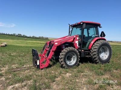 Mahindra Ciągnik 4WD