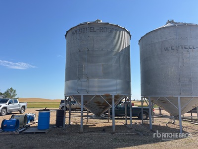 Westeel-Rosco +/- 1850 bu 5 Ring Hopper Grain Bin