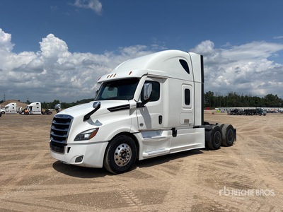 2022 Freightliner Cascadia 126 6x4 T/A Sleeper Truck Tractor