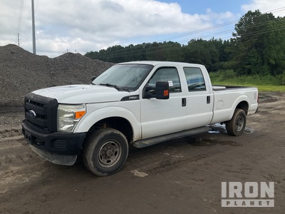 2013 Ford F-250 XL 4x4 Crew Cab بيك اب