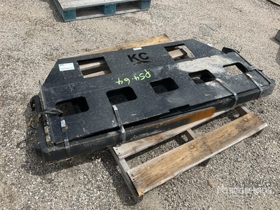 2025 Kit Containers QT-60-FF-42 42 in Skid Steer Forks (Unused)