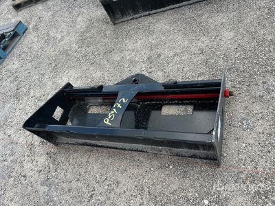 2025 Kit Containers QT-BSS スキッドステア用ヘイフォーク