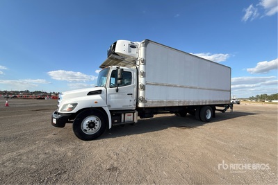 2019 Hino 338 4x2 Camiones