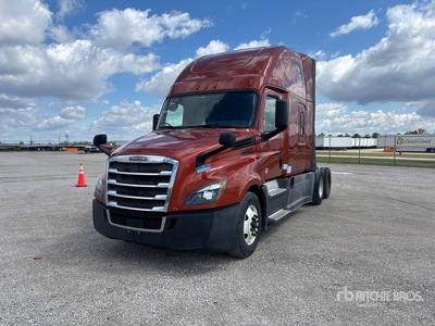 2019 Freightliner Cascadia 126 6x4 T/A Sleeper Truck Tractor