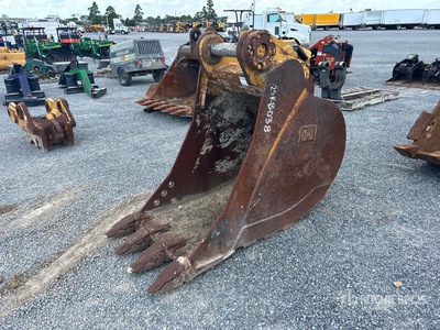 Cat 36 in Digging Excavator Bucket - Fits 336
