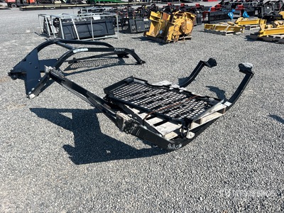 Quantity of (2) Sweeps & Screens Accesorio de barrido (Unused)