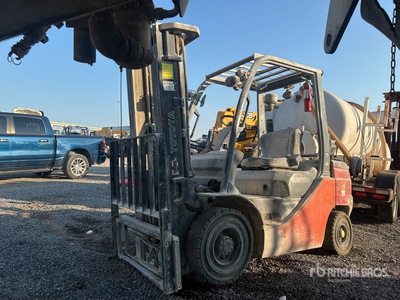 2020 Toyota 8FGU25 4500 lb Pneumatic Tire Forklift