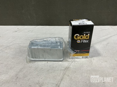 (164) Napa Gold 3136 Fuel Filters