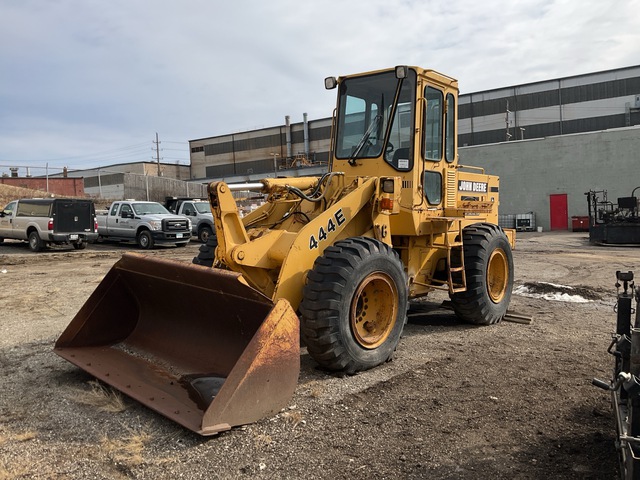 1988 John Deere 444E