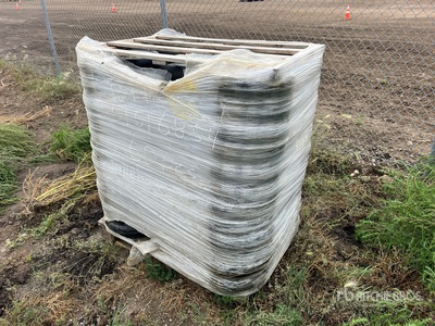 Quantity of (60) 4 in Rubber Capped Steel Packer Wheels