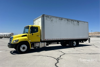 2018 (unverified) Hino 268 4x2 Van Truck